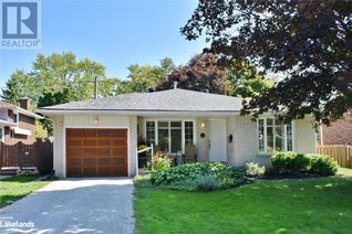 Detached House for Sale, 11 Park Road, Collingwood, ON