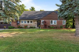 Detached House for Sale, 830 Grosvenor Street, Woodstock, ON