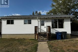 Detached House for Sale, 215 5th Avenue E, Gravelbourg, SK