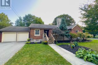 Bungalow for Sale, 27 Duchess Avenue, London, ON