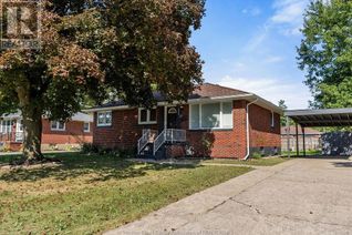 Bungalow for Sale, 3328 Mckay Avenue, Windsor, ON