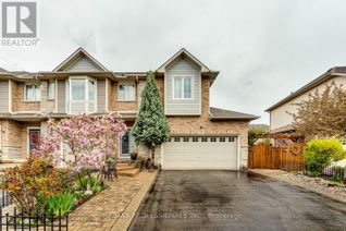 Townhouse for Sale, 17 Palacebeach Trail, Hamilton (Stoney Creek), ON