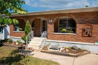 Detached House for Sale, 10 Dundas Cres, St. Catharines, ON