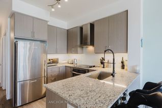 Condo Apartment for Sale, 9600 Yonge St E #520B, Richmond Hill, ON