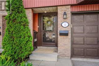 Condo Townhouse for Sale, 2 Worton Avenue Unit# 4, Guelph, ON