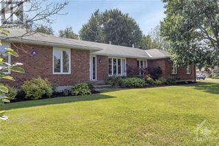 Bungalow for Sale, 1960 Horizon Drive, Ottawa, ON