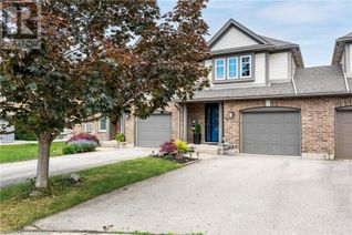 Freehold Townhouse for Sale, 43 Flynn Court, St. Catharines, ON