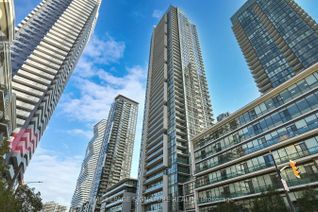 Condo Apartment for Sale, 4070 Confederation Parkway #LPH4, Mississauga (City Centre), ON