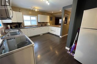 Bungalow for Sale, 130 5th Street, Bredenbury, SK