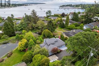 Property for Sale, 3751 Cadboro Bay Rd, Saanich, BC