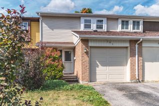 Freehold Townhouse for Sale, 281 Browning Tr, Barrie, ON