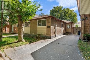 Ranch-Style House for Sale, 8671 Darlington Crescent, Windsor, ON