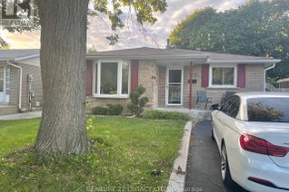 Bungalow for Rent, 129 Mccraney Street W, Oakville (College Park), ON