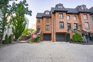 Freehold Townhouse for Sale, 2 Oriole Rd, Toronto, ON