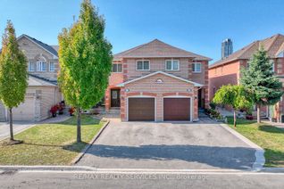 Semi-Detached House for Sale, 598 Summer Park Cres, Mississauga, ON