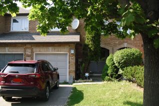 Freehold Townhouse for Rent, 44 Mistleflower Crt, Richmond Hill, ON