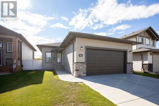 Detached House for Sale, 68 Windermere Close, Red Deer, AB