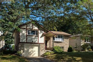 Detached House for Sale, 391 Lakeview Drive, Waterloo, ON