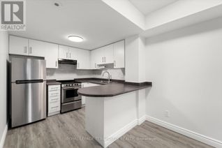 Condo Townhouse for Rent, 9 Windermere Avenue #90, Toronto (High Park-Swansea), ON