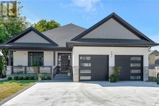 Detached House for Sale, 442 James Street, Delhi, ON