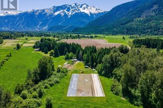 Detached House for Sale, 7700 Pemberton Meadows Road, Pemberton, BC