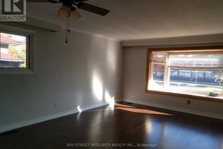 Bungalow for Rent, 124 Cass Avenue #Main, Toronto (Tam O'Shanter-Sullivan), ON