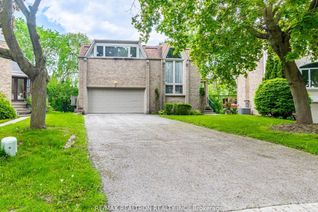 Detached House for Sale, 9 Swiss Crt, Toronto, ON