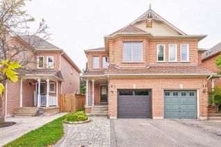 Semi-Detached House for Sale, 8 Hollidge Blvd, Aurora, ON