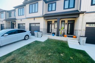 Condo Townhouse for Sale, 601 Lions Park Dr #57, Strathroy-Caradoc, ON