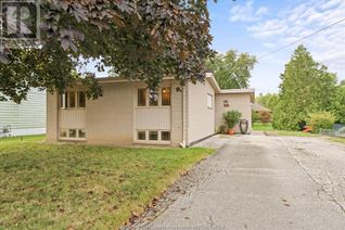 Backsplit for Sale, 4181 Roseland Drive West, Windsor, ON