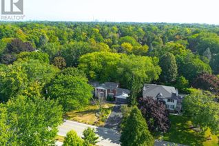 Detached House for Sale, 273 Cairncroft Road, Oakville, ON