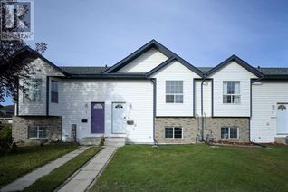 Freehold Townhouse for Sale, 5 Westgate Crescent, Blackfalds, AB