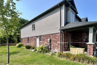 Freehold Townhouse for Rent, 90 Duckworth Road Unit# 1, Cambridge, ON