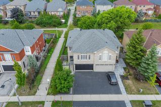 Semi-Detached House for Sale, 1481 Pinecliff Rd, Oakville, ON