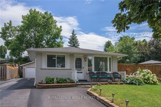 Backsplit for Sale, 5 Shea Cres, Kitchener, ON