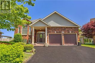 Detached House for Sale, 4127 Walcot Court, Beamsville, ON