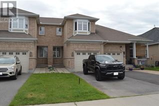 Freehold Townhouse for Sale, 85 Desmond Trudeau Drive, Arnprior, ON