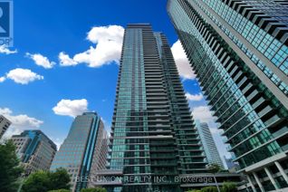 Condo Apartment for Sale, 33 Bay Street #2407, Toronto (Waterfront Communities), ON