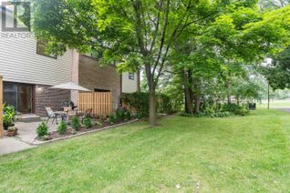 Townhouse for Sale, 2020 South Millway #27, Mississauga (Erin Mills), ON