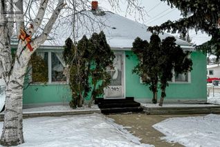 House for Sale, 305 3rd Avenue Ne, Swift Current, SK