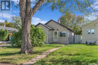 Bungalow for Sale, 906 L Avenue N, Saskatoon, SK