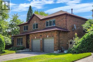 House for Sale, 9 Trillium Drive, Aurora (Aurora Highlands), ON