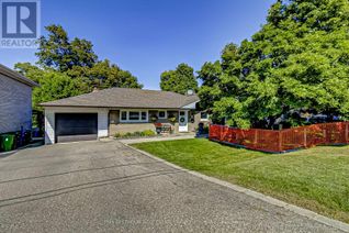 Bungalow for Sale, 32 Gracefield Avenue, Toronto (Maple Leaf), ON