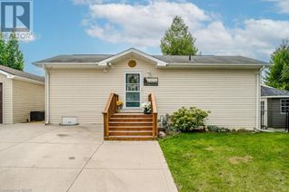 Bungalow for Sale, 25 Trillium Beach Drive Pvt Drive, Puslinch, ON