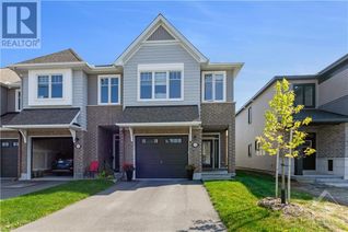 Freehold Townhouse for Sale, 318 Cosanti Drive, Stittsville, ON