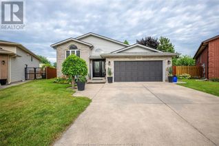 Raised Ranch-Style House for Sale, 3220 Candlewood Crescent, Windsor, ON