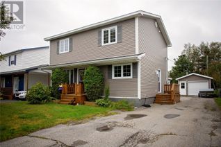 Detached House for Sale, 6 Griffin Place, Gander, NL