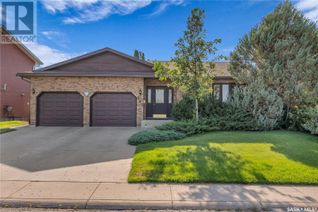 Bungalow for Sale, 443 Whiteswan Drive, Saskatoon, SK