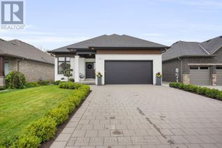 Detached House for Sale, 145 Collins Way, Strathroy-Caradoc (SE), ON