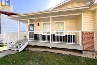 Duplex for Sale, 5113a 54 Avenue, Ponoka, AB